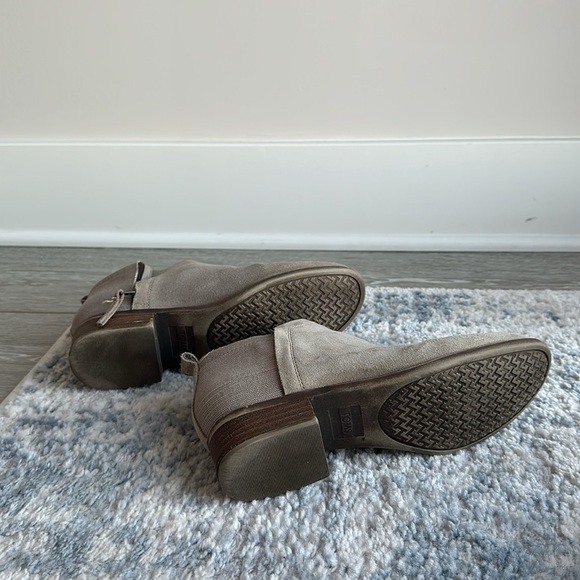 Toms Womens Deia Desert Taupe Ankle Booties NO BOX - Picture 7 of 7